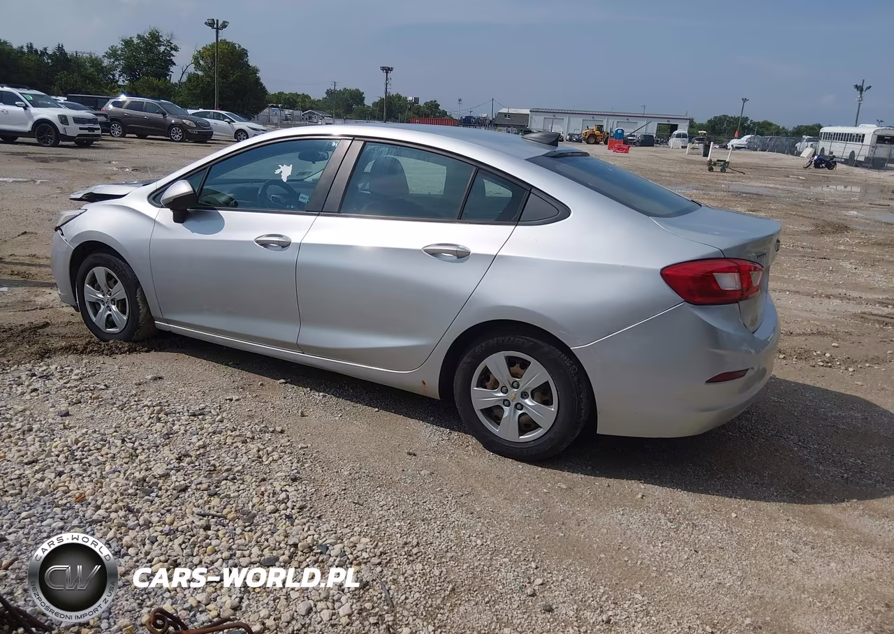 2017 Chevrolet Cruze Ls Auto VIN:1G1BC5SM4H7133837 - 3