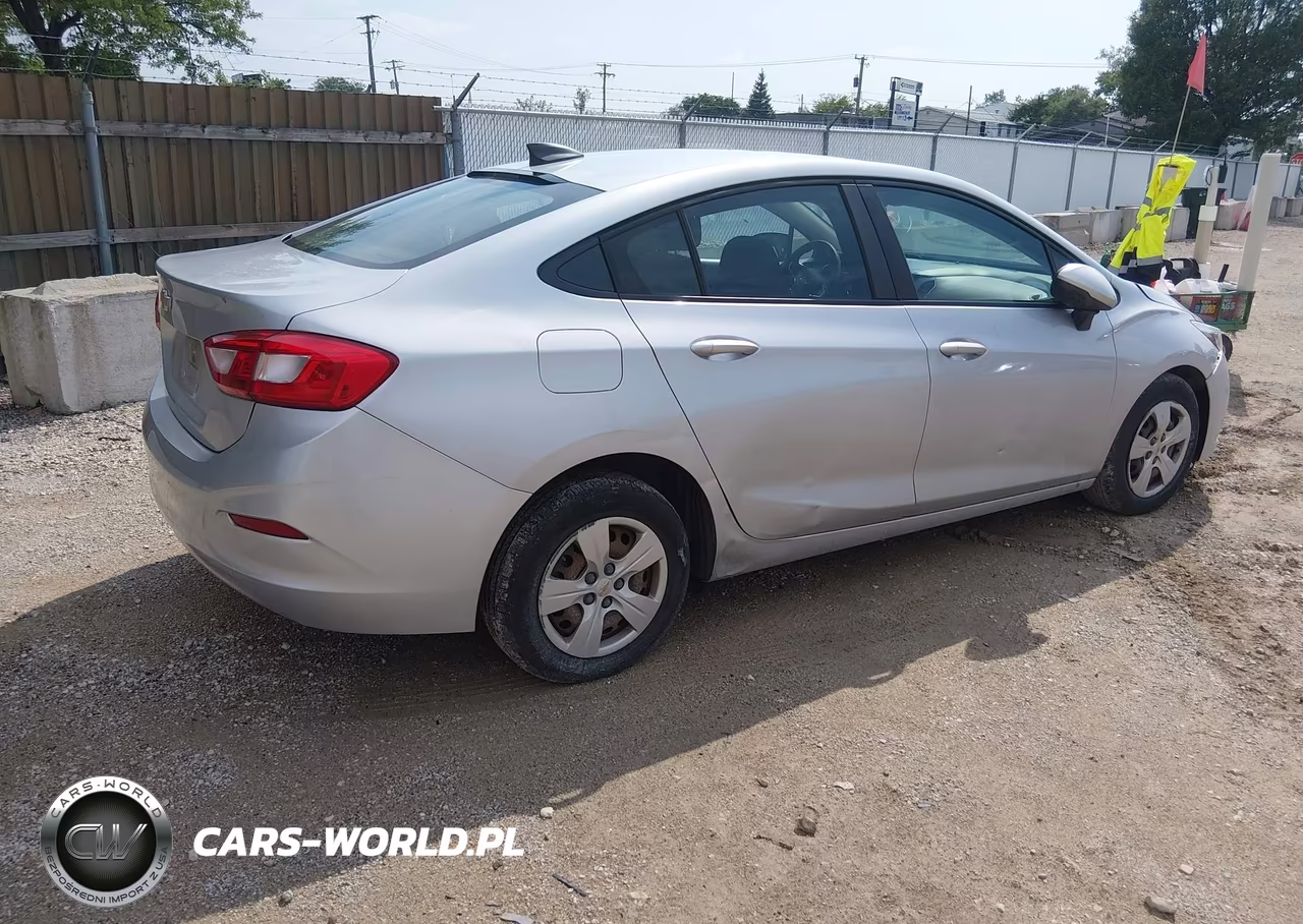 2017 Chevrolet Cruze Ls Auto VIN:1G1BC5SM4H7133837 - 4