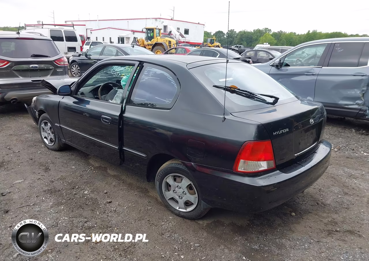 2001 Hyundai Accent Gs VIN:KMHCG35C81U156404 - 3