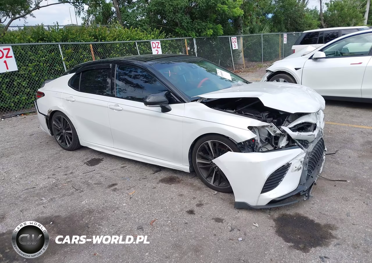 2019 Toyota Camry Xse