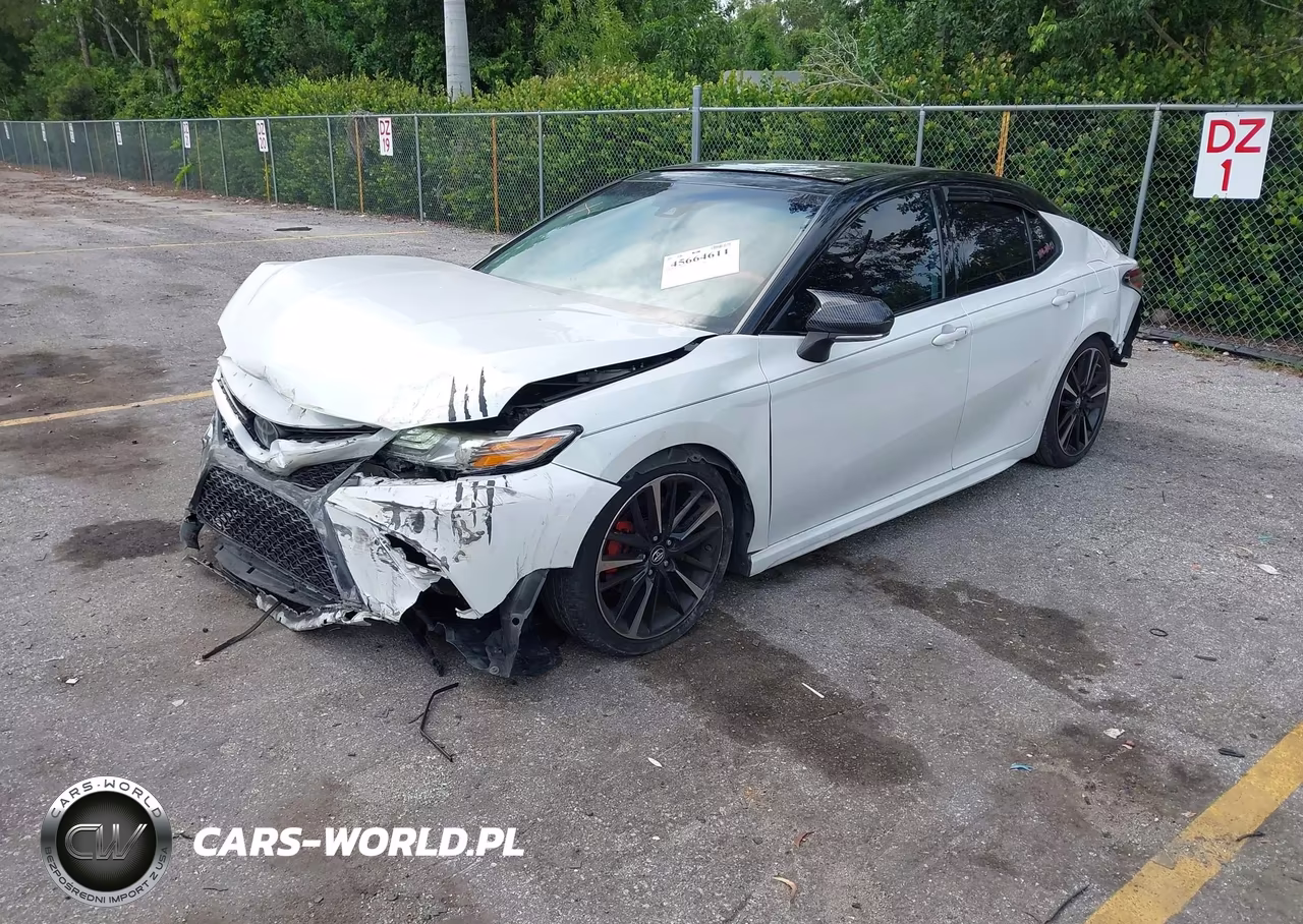 2019 Toyota Camry Xse VIN:4T1B61HK2KU287352 - 2