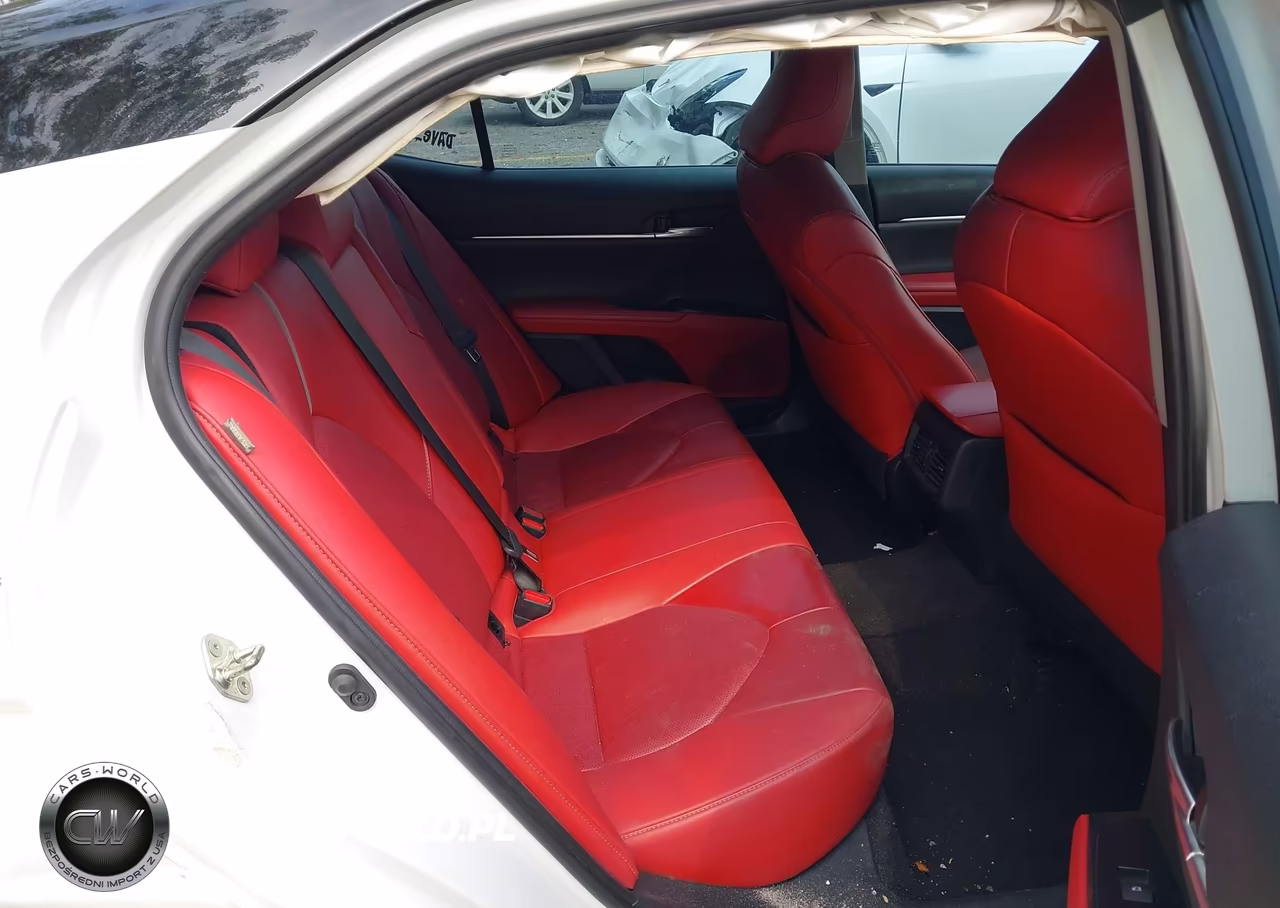 2019 Toyota Camry Xse VIN:4T1B61HK2KU287352 - 8