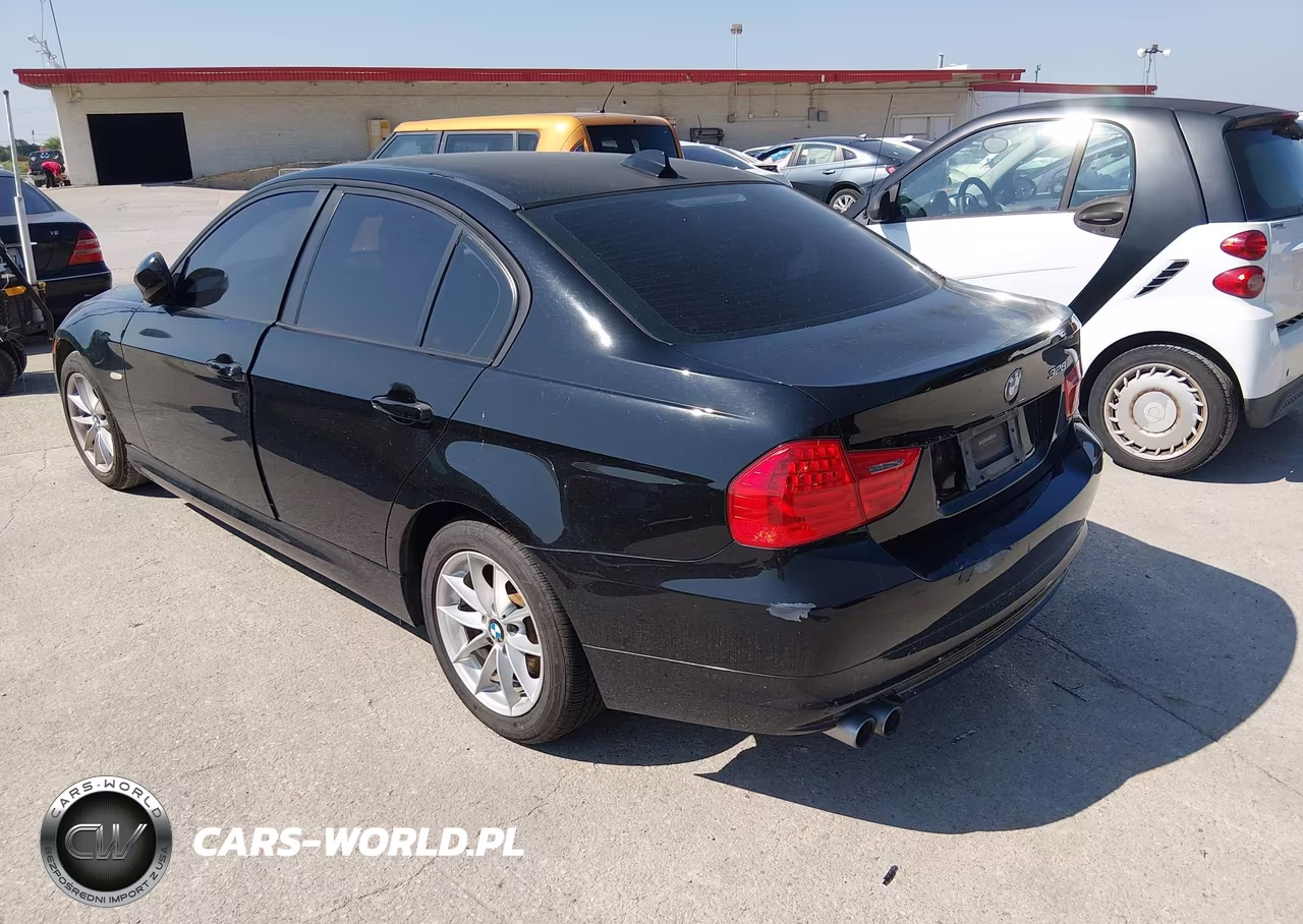 2010 BMW 328I VIN:WBAPH7G50ANM52064 - 3