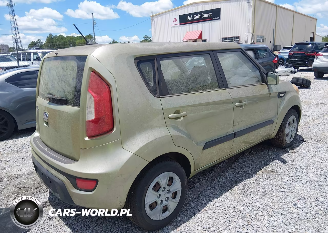 2013 Kia Soul VIN:KNDJT2A58D7584517 - 4