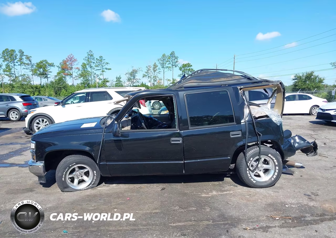 1999 Chevrolet Tahoe Limited VIN:1GNEC13R2XJ402630 - 14