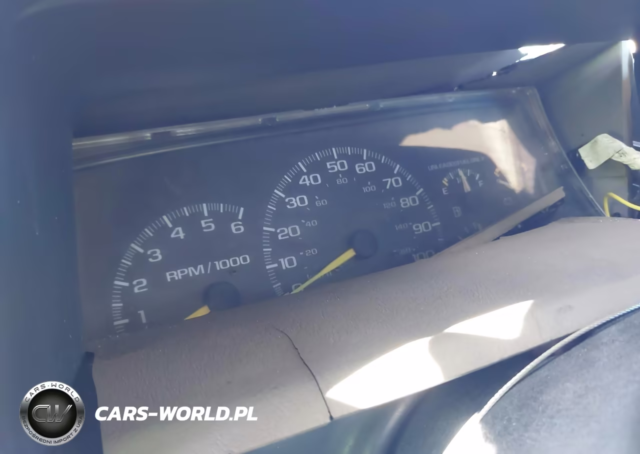 1999 Chevrolet Tahoe Limited VIN:1GNEC13R2XJ402630 - 15