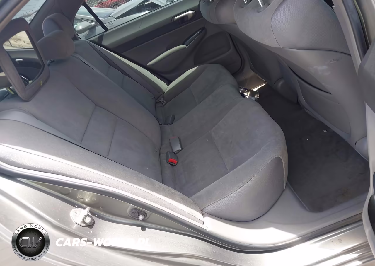2007 Honda Civic Lx VIN:1HGFA15527L087136 - 8