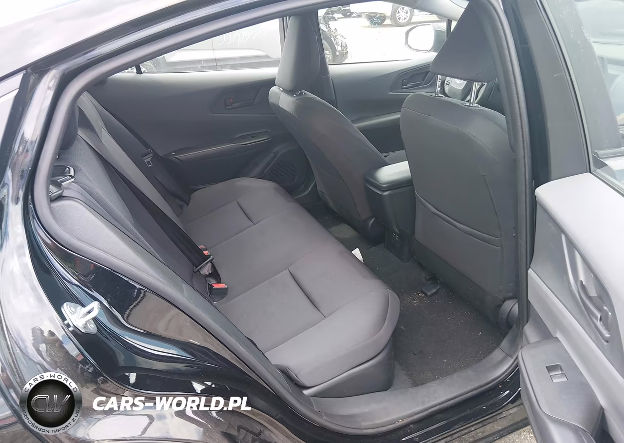 2025 Toyota Prius Le VIN:JTDACAAU5S3057430 - 8