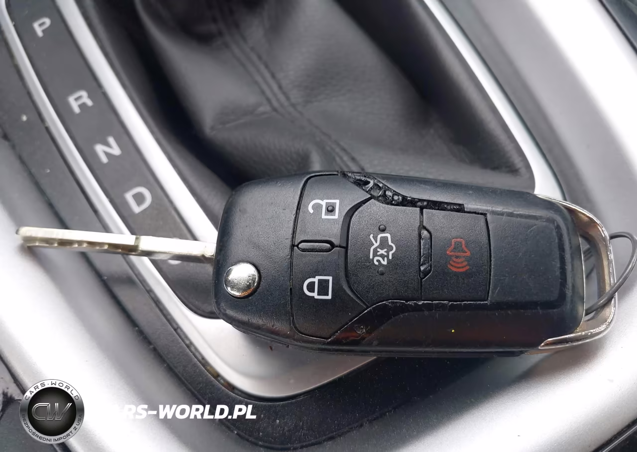 2016 Ford Fusion S VIN:3FA6P0G75GR210277 - 11