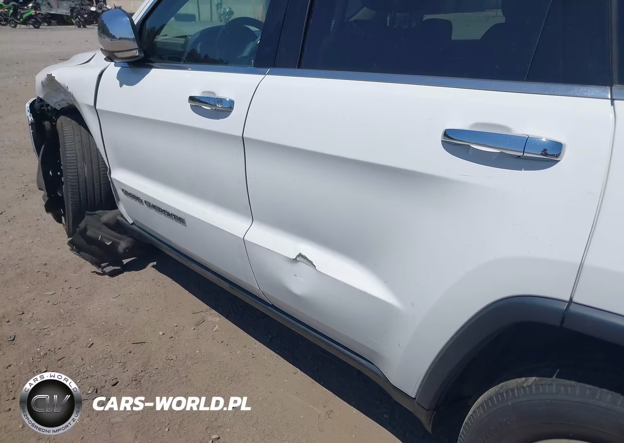 2018 Jeep Grand Cherokee Limited 4X4 VIN:1C4RJFBG8JC268568 - 17