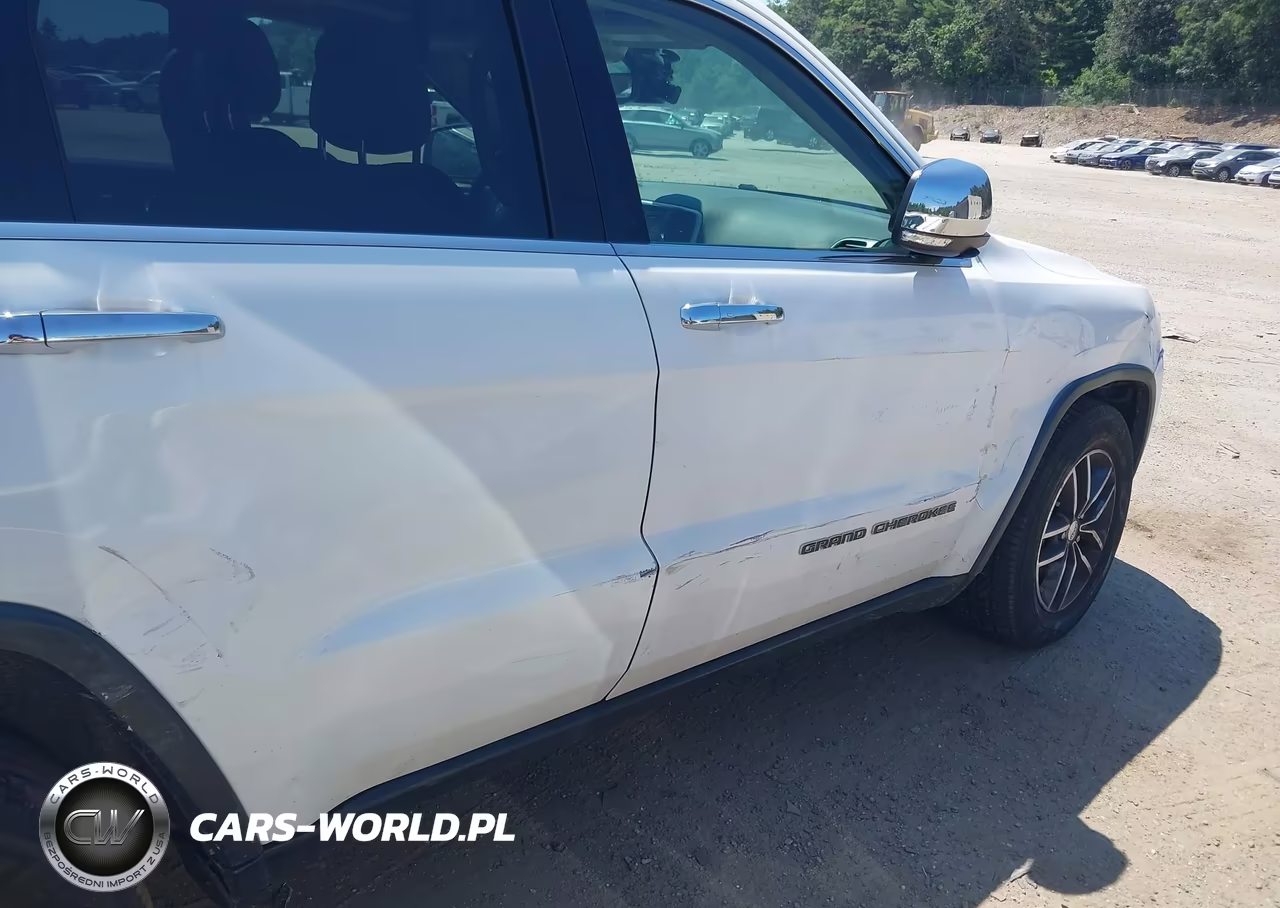 2018 Jeep Grand Cherokee Limited 4X4 VIN:1C4RJFBG8JC268568 - 18