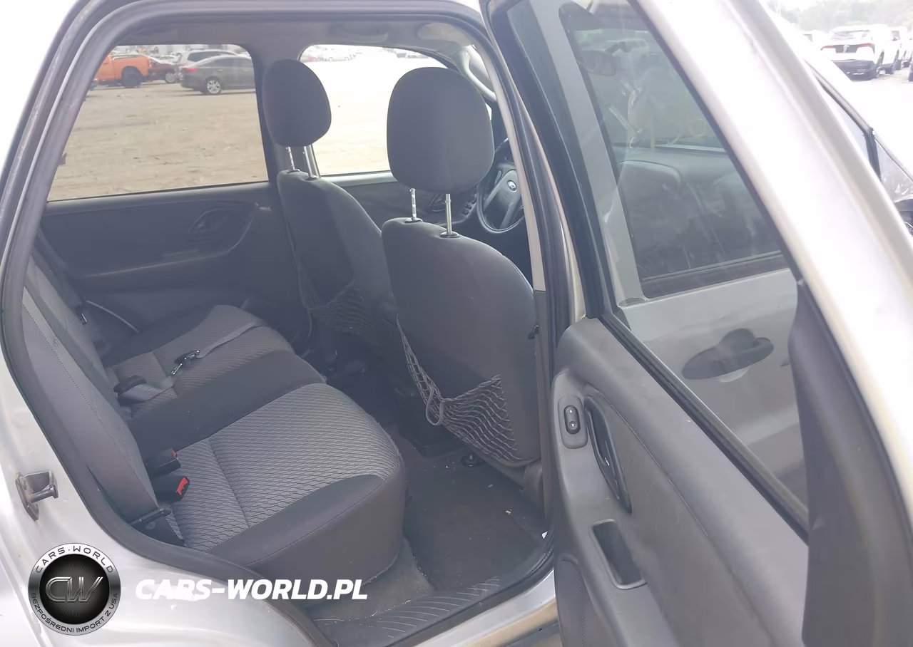 2004 Ford Escape Xlt VIN:1FMYU03164DA19447 - 8