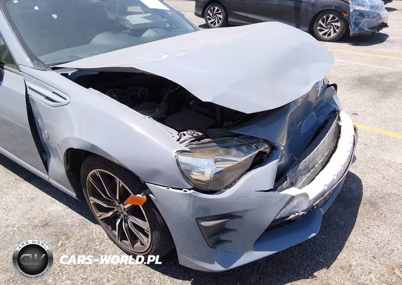 2018 Toyota 86 VIN:JF1ZNAA12J8700763 - 18