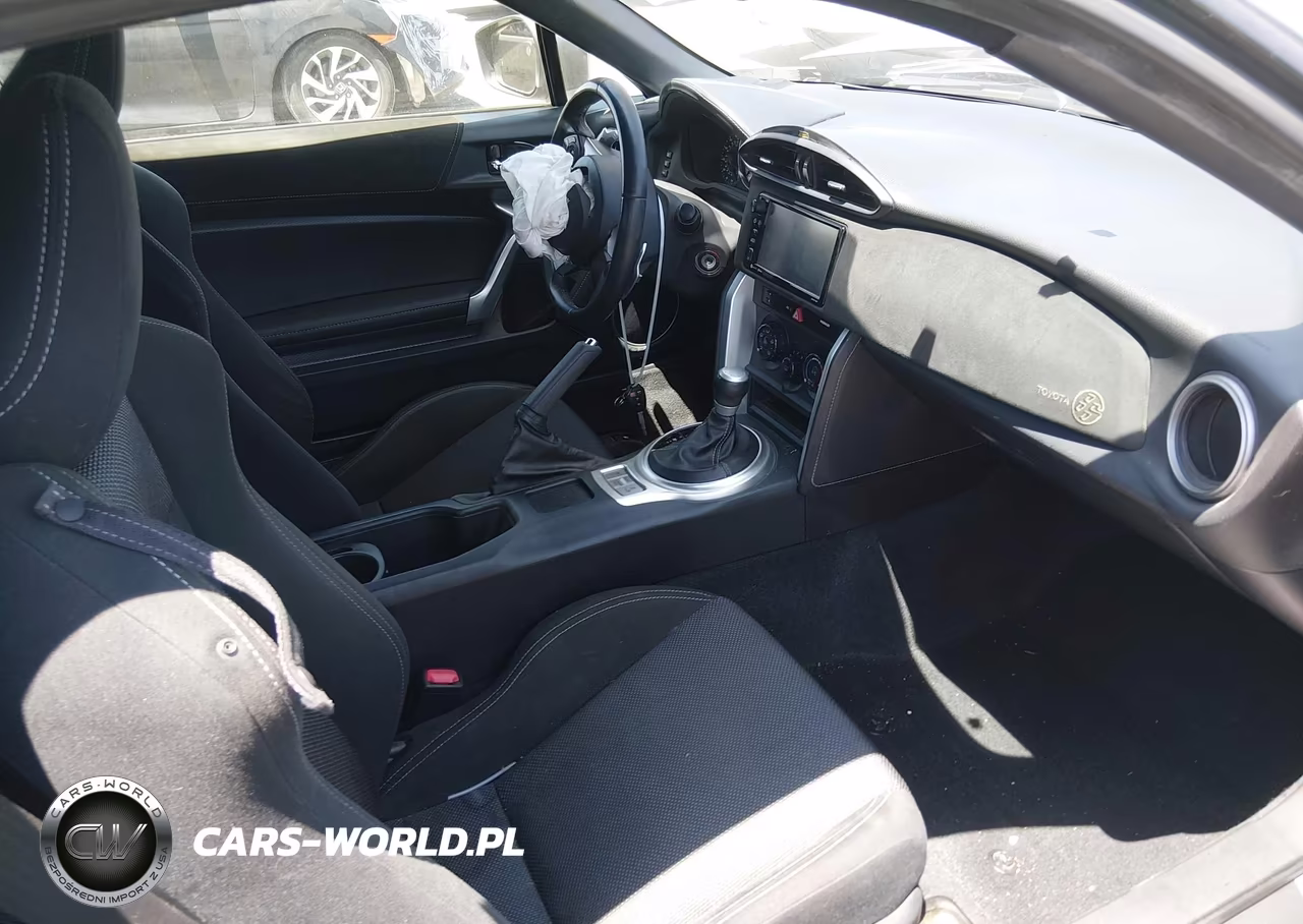 2018 Toyota 86 VIN:JF1ZNAA12J8700763 - 5