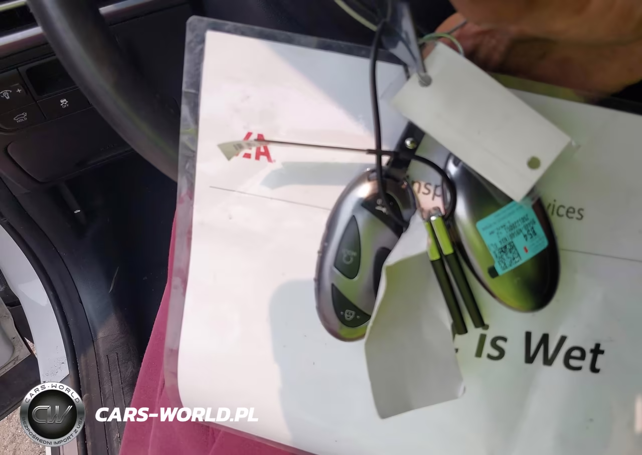 2025 Hyundai Tucson Plug-In Hybrid Limited VIN:KM8JFDD24SU326333 - 11
