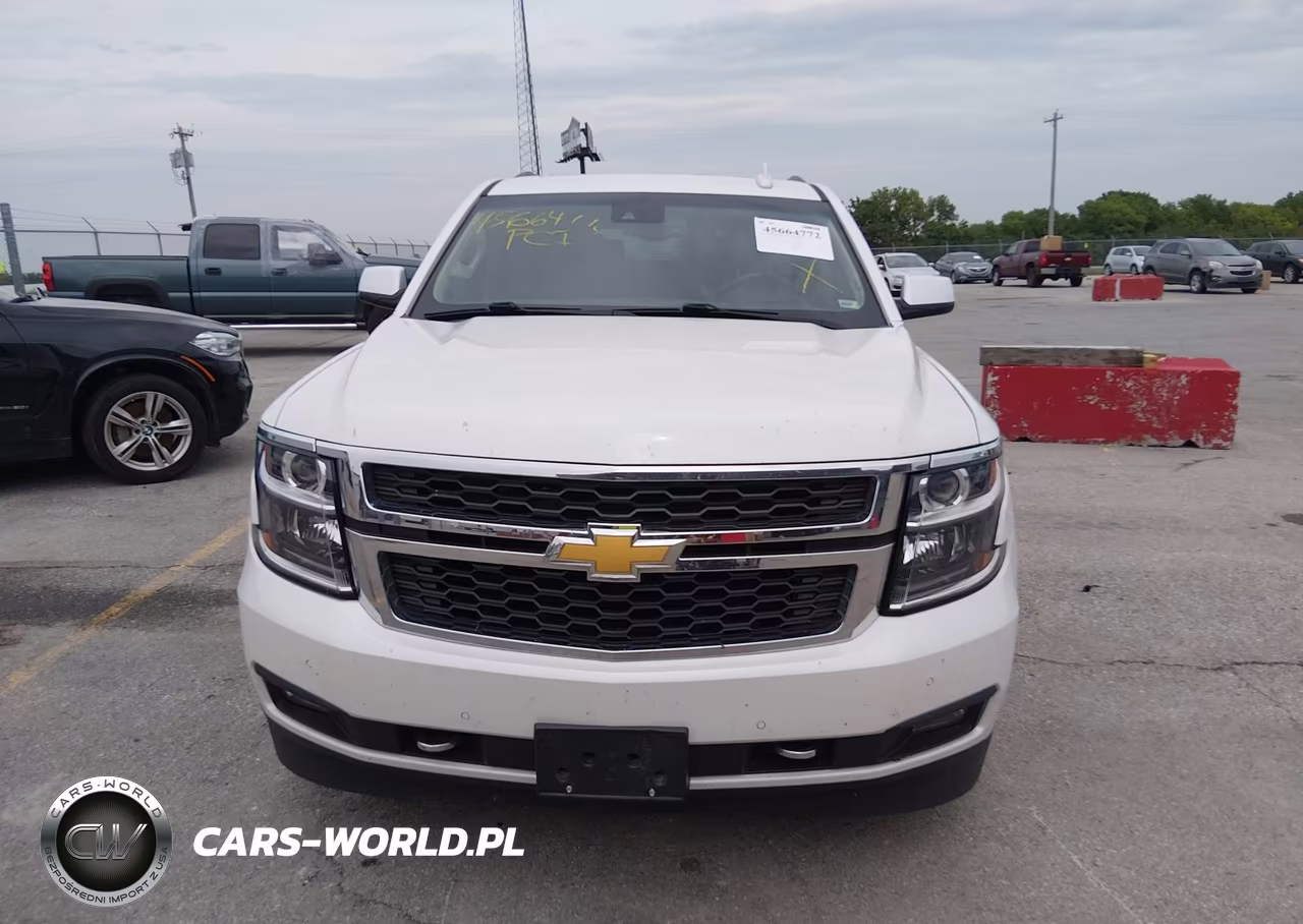 2018 Chevrolet Tahoe Lt VIN:1GNSKBKC3JR212384 - 13