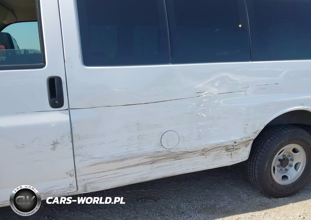 2017 Chevrolet Express 2500 Work Van VIN:1GCWGAFF6H1184969 - 6
