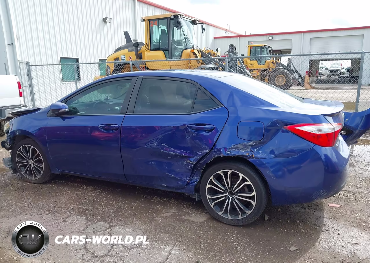 2015 Toyota Corolla S Plus VIN:5YFBURHE0FP240097 - 14
