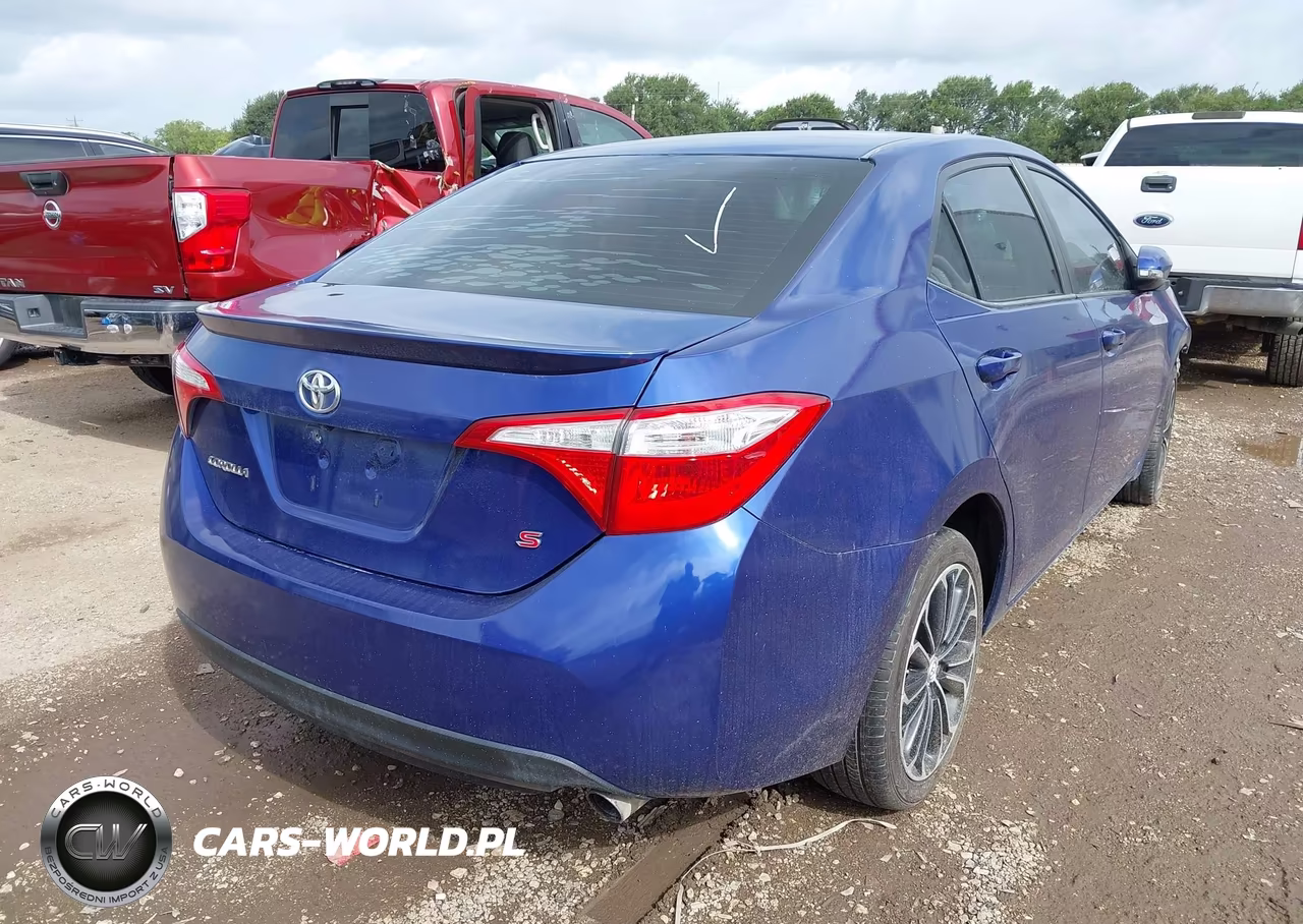 2015 Toyota Corolla S Plus VIN:5YFBURHE0FP240097 - 4