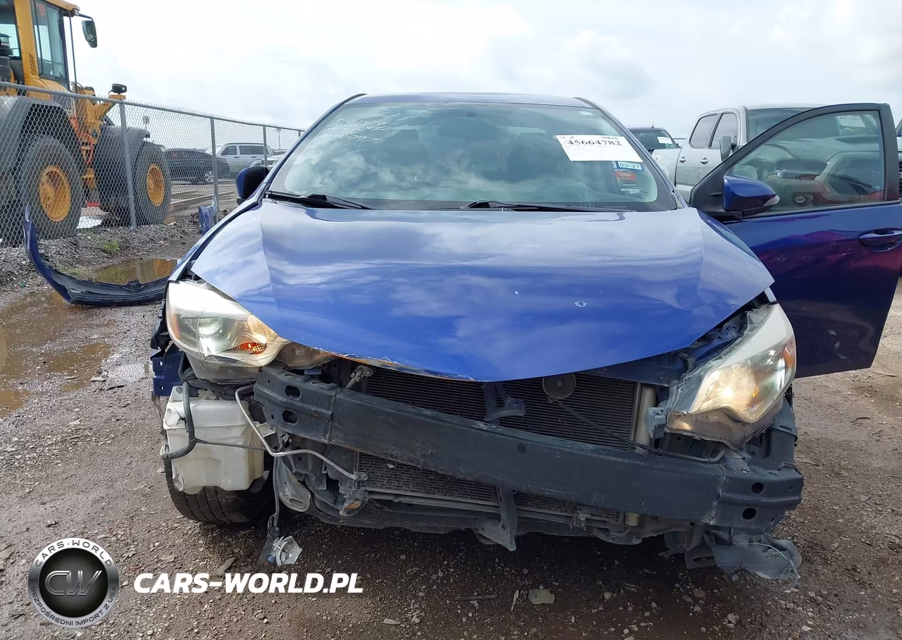 2015 Toyota Corolla S Plus VIN:5YFBURHE0FP240097 - 6