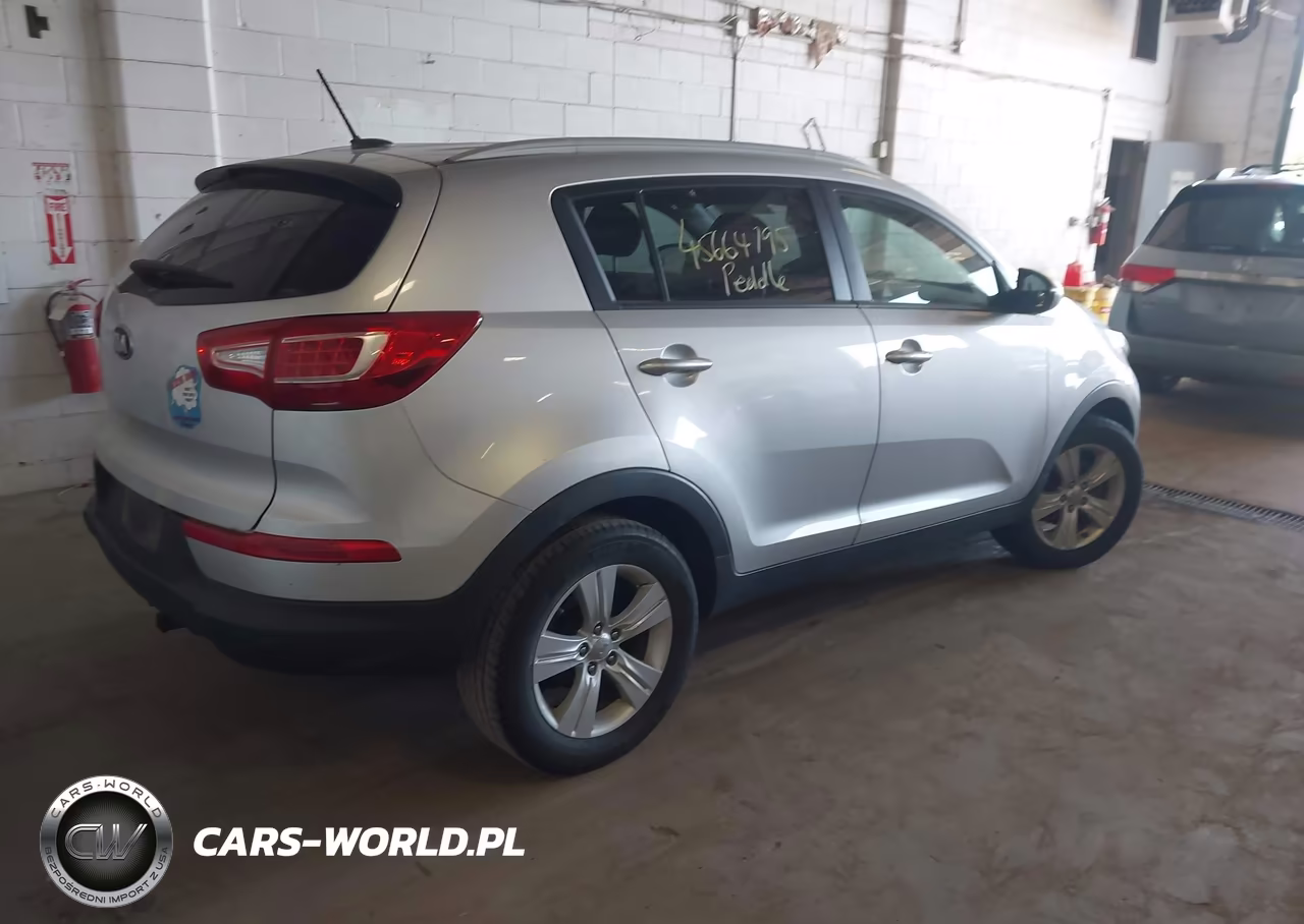2013 Kia Sportage Lx VIN:KNDPB3A20D7358089 - 4