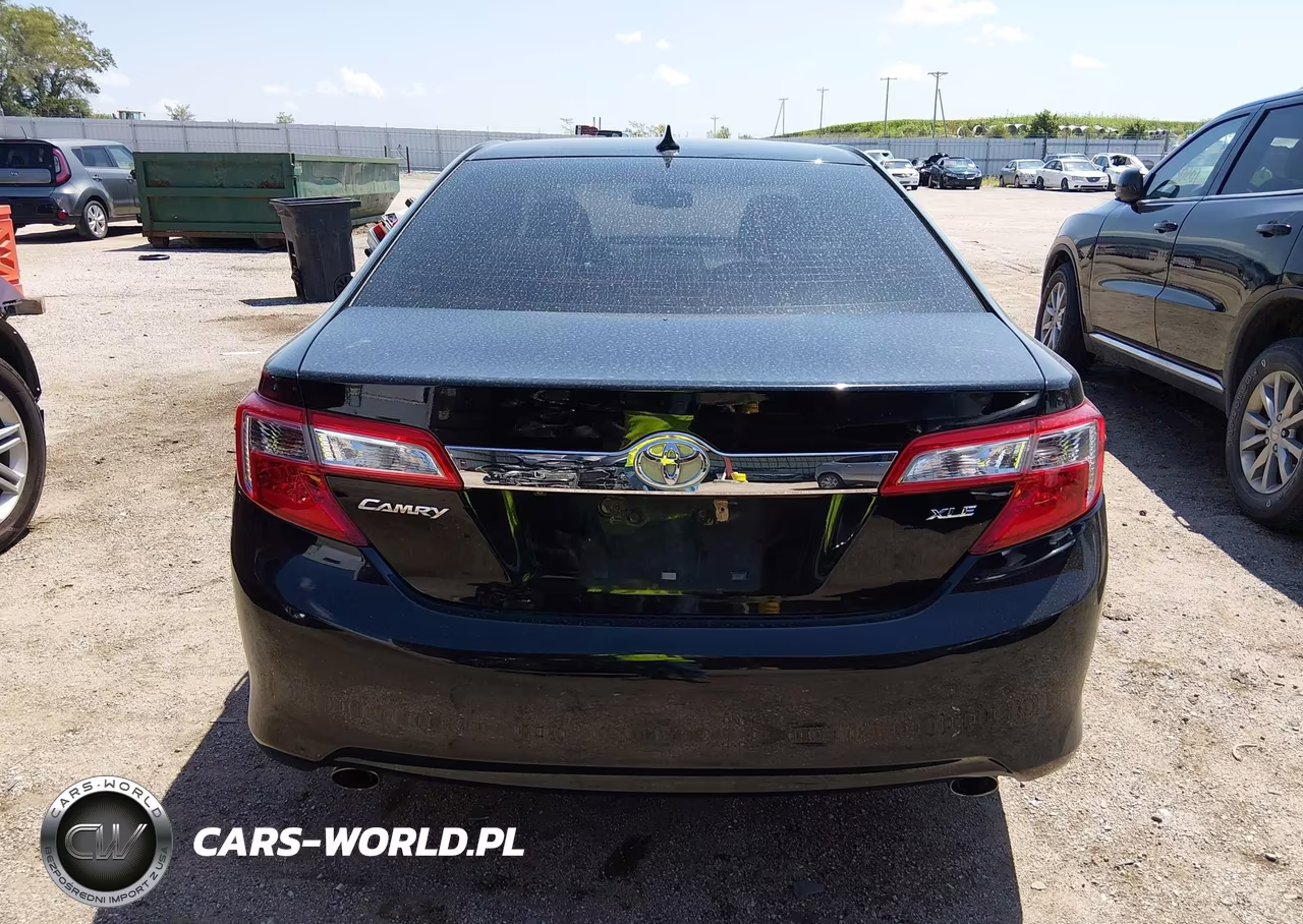 2013 Toyota Camry Xle V6 VIN:4T1BK1FK8DU526257 - 16