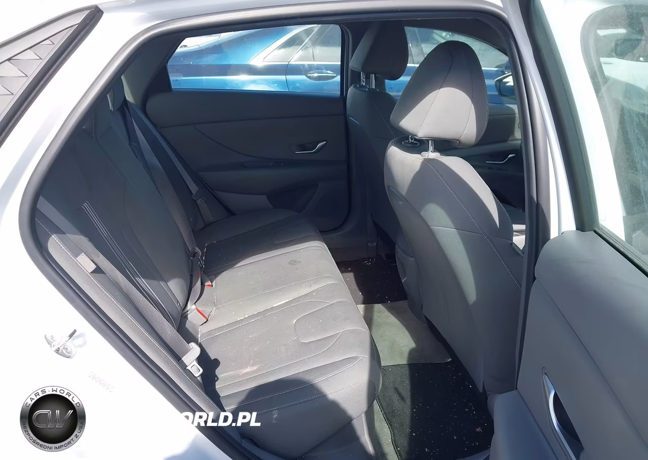 2024 Hyundai Elantra Hybrid Blue VIN:KMHLM4DJ2RU113350 - 8