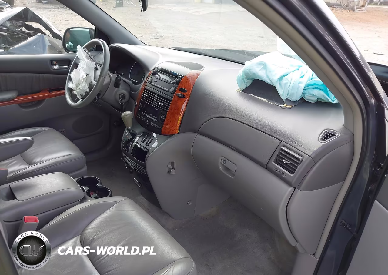2010 Toyota Sienna Xle VIN:5TDYK4CC8AS306940 - 5