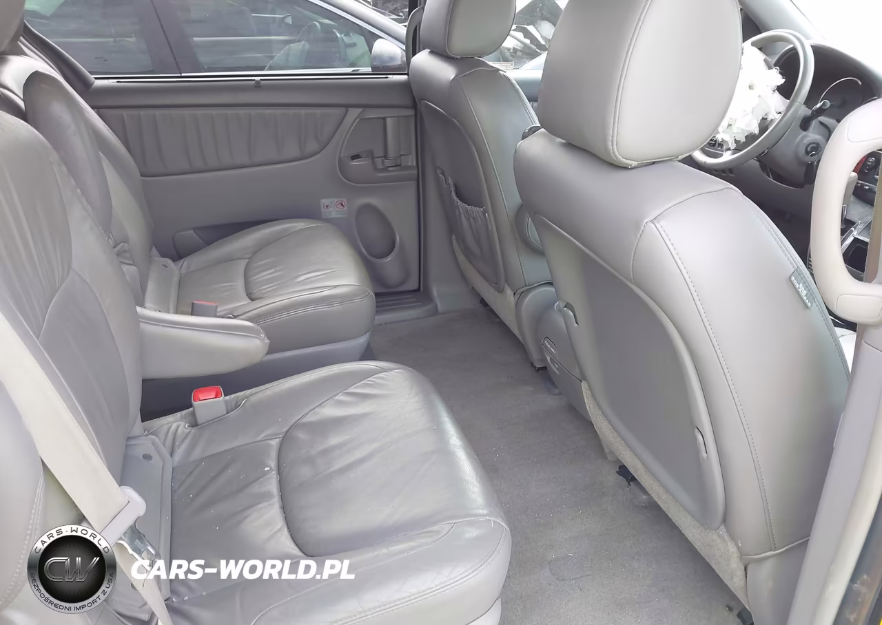 2010 Toyota Sienna Xle VIN:5TDYK4CC8AS306940 - 8