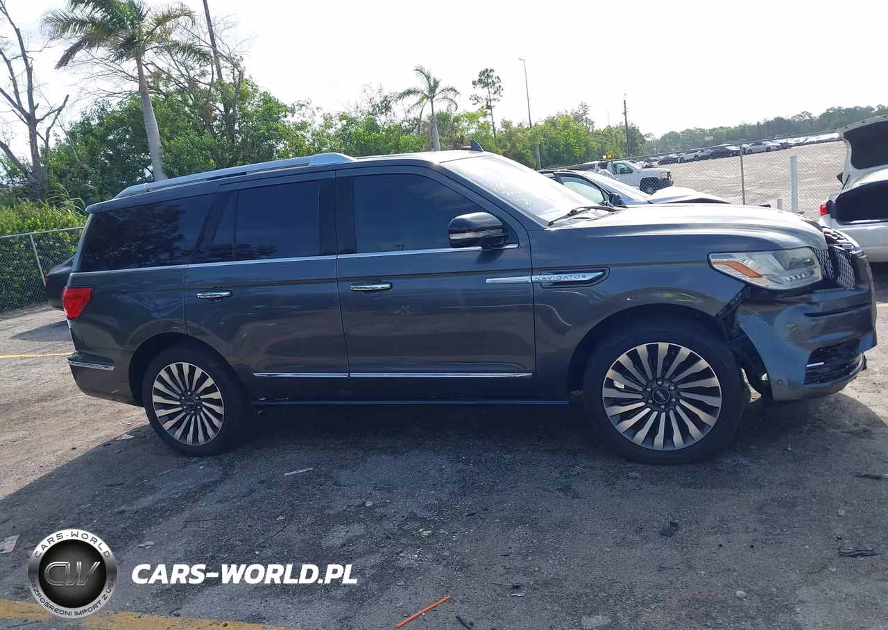 2018 Lincoln Navigator Reserve VIN:5LMJJ2LT6JEL02053 - 13