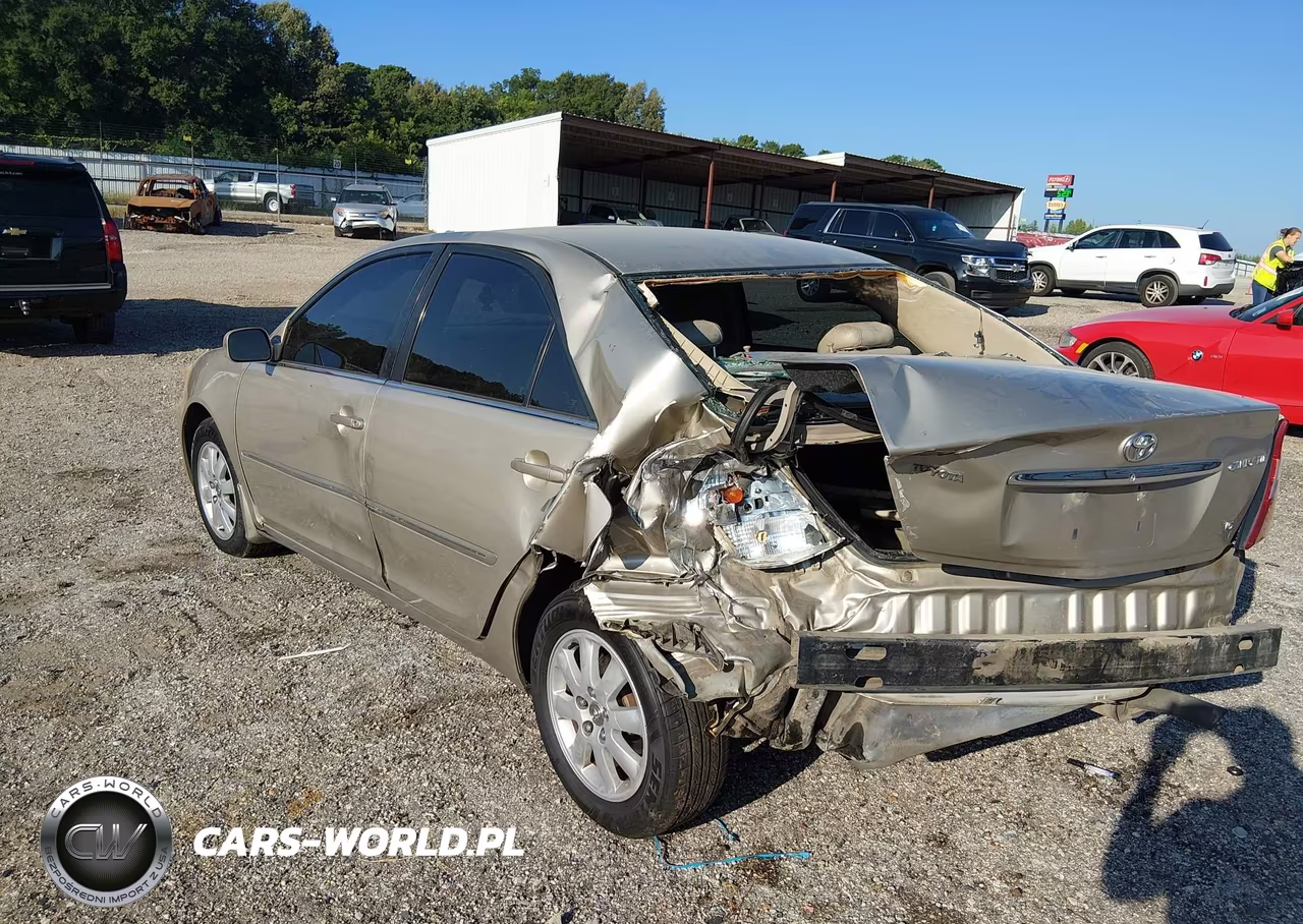 2004 Toyota Camry Xle V6 VIN:4T1BF32K84U587727 - 3