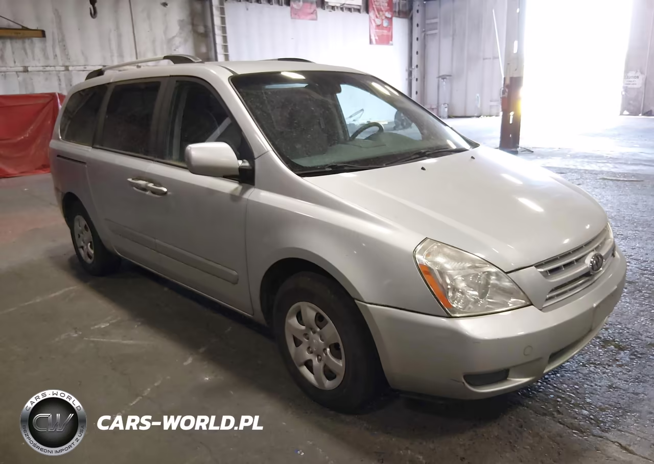 2009 Kia Sedona Lx