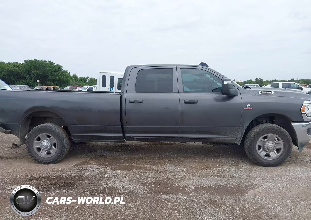 2023 Ram 3500 Tradesman 4X4 8' Box VIN:3C63R3GL4PG507730 - 11