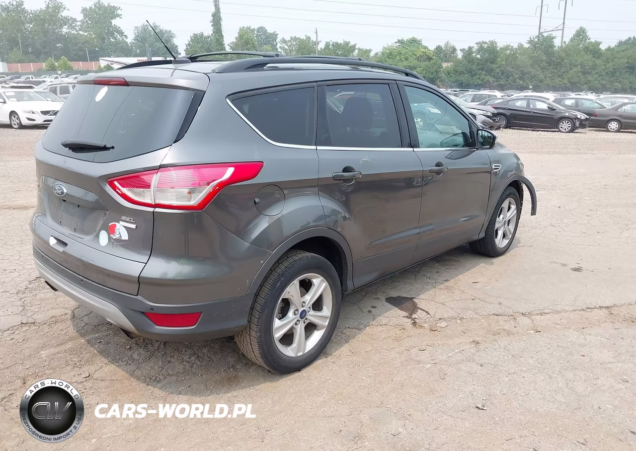 2015 Ford Escape Se VIN:1FMCU9G98FUA48370 - 4