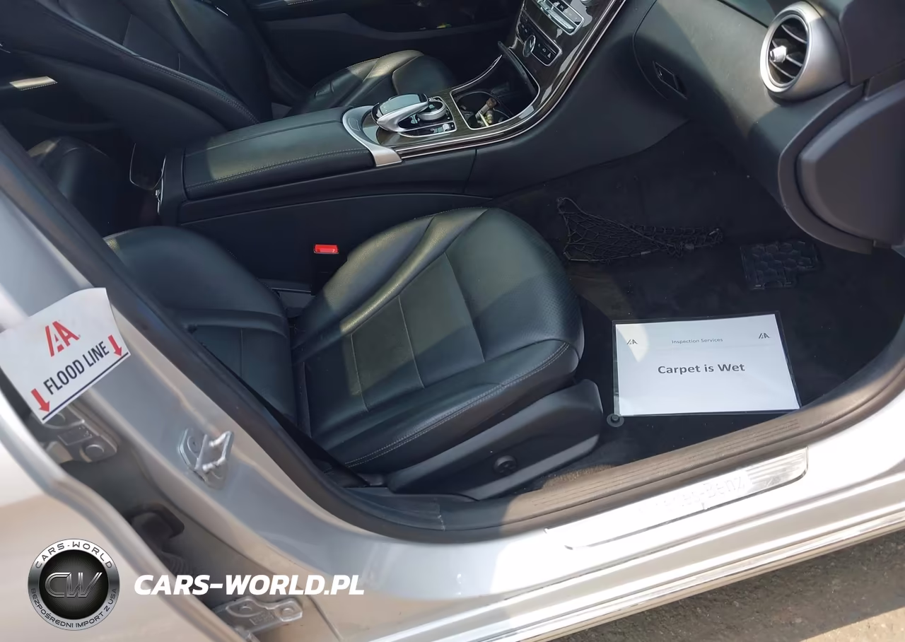 2015 Mercedes-Benz C 300 Luxury 4Matic VIN:55SWF4KB2FU029474 - 16