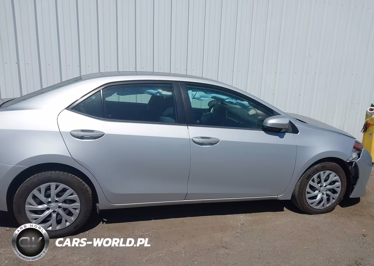 2017 Toyota Corolla Le VIN:2T1BURHE5HC866537 - 13