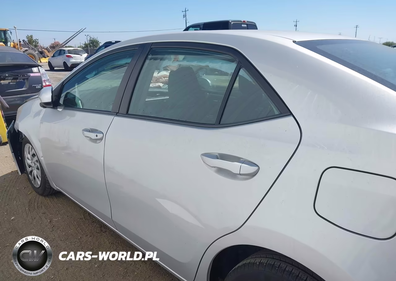 2017 Toyota Corolla Le VIN:2T1BURHE5HC866537 - 14