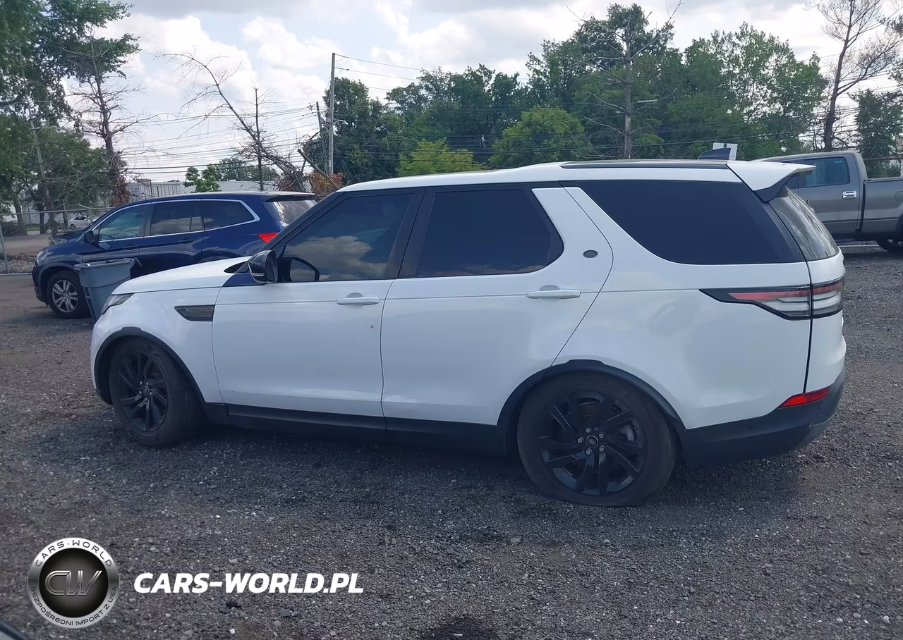 2017 Land Rover Discovery Se VIN:SALRGBBV1HA028413 - 14