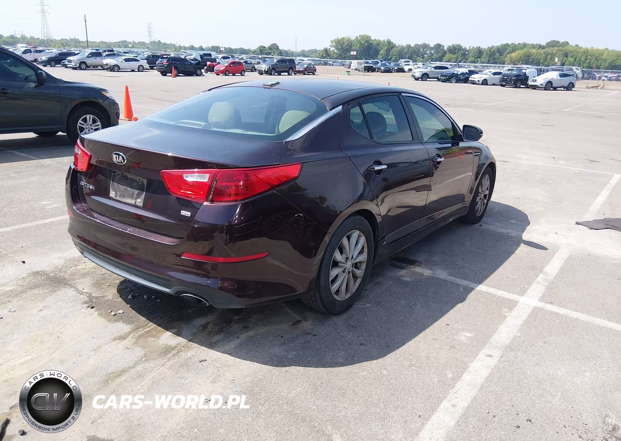 2015 Kia Optima Lx VIN:5XXGM4A74FG400219 - 4