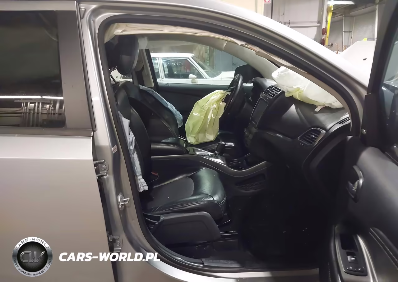 2017 Dodge Journey Crossroad Plus Awd VIN:3C4PDDGG3HT542060 - 5