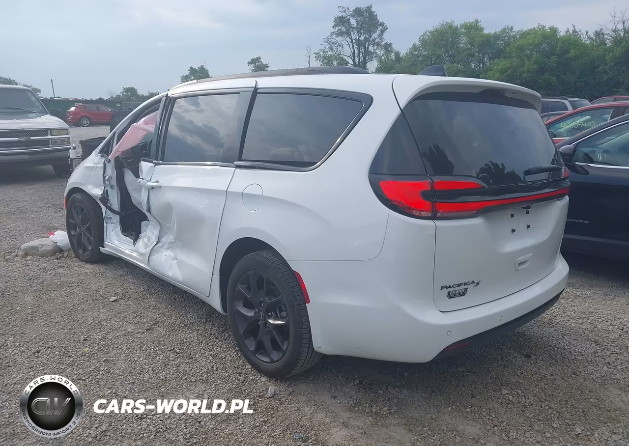 2026 Chrysler Pacifica Select VIN:2C4RC1BG5TR198969 - 3