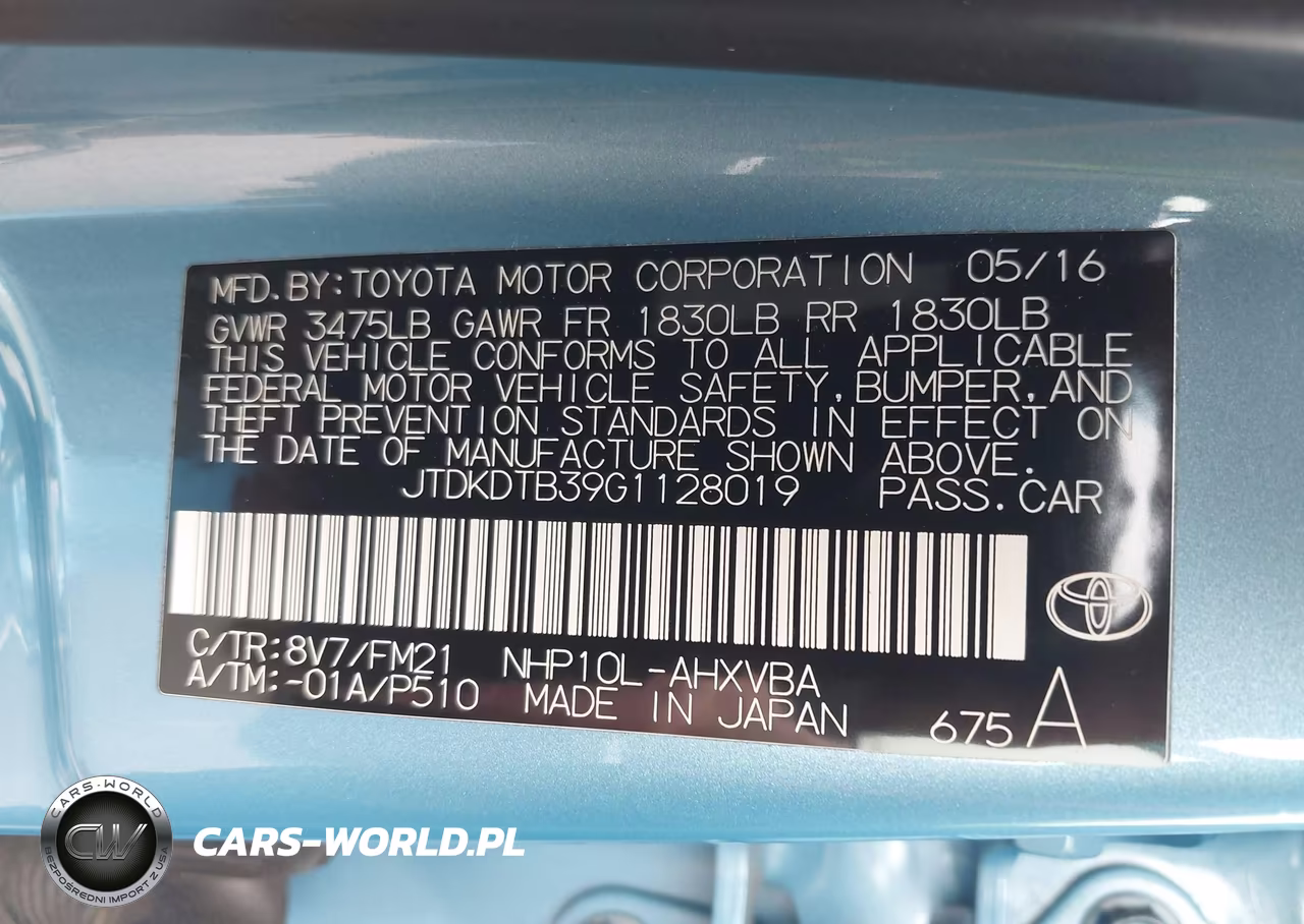 2016 Toyota Prius C Two VIN:JTDKDTB39G1128019 - 9