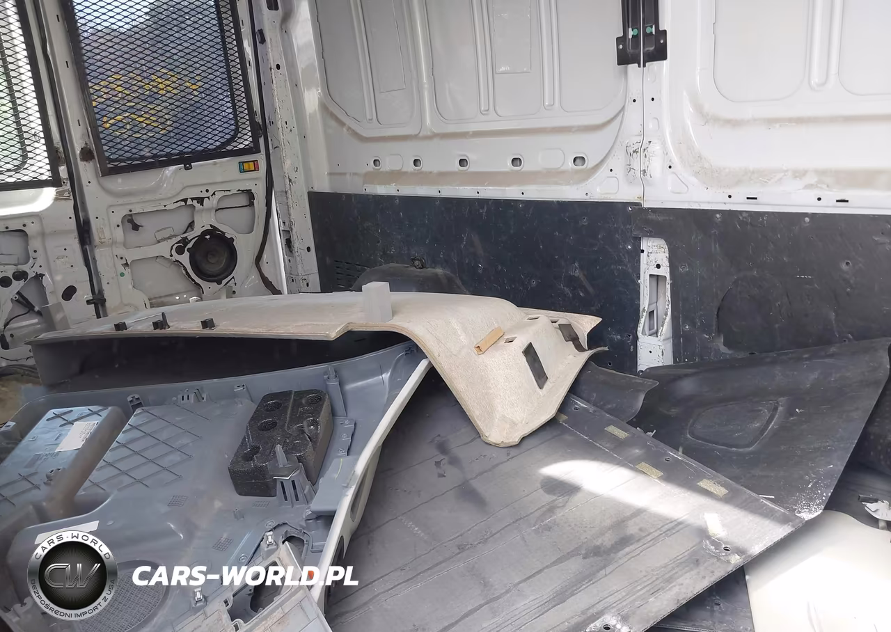 2015 Ford Transit T-350 VIN:1FTSW2CM7FKA10197 - 8