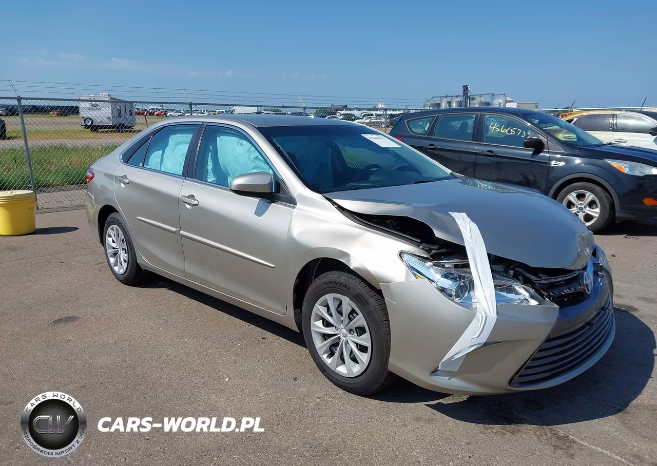 2015 Toyota Camry Le VIN:4T4BF1FK2FR508561 - 14