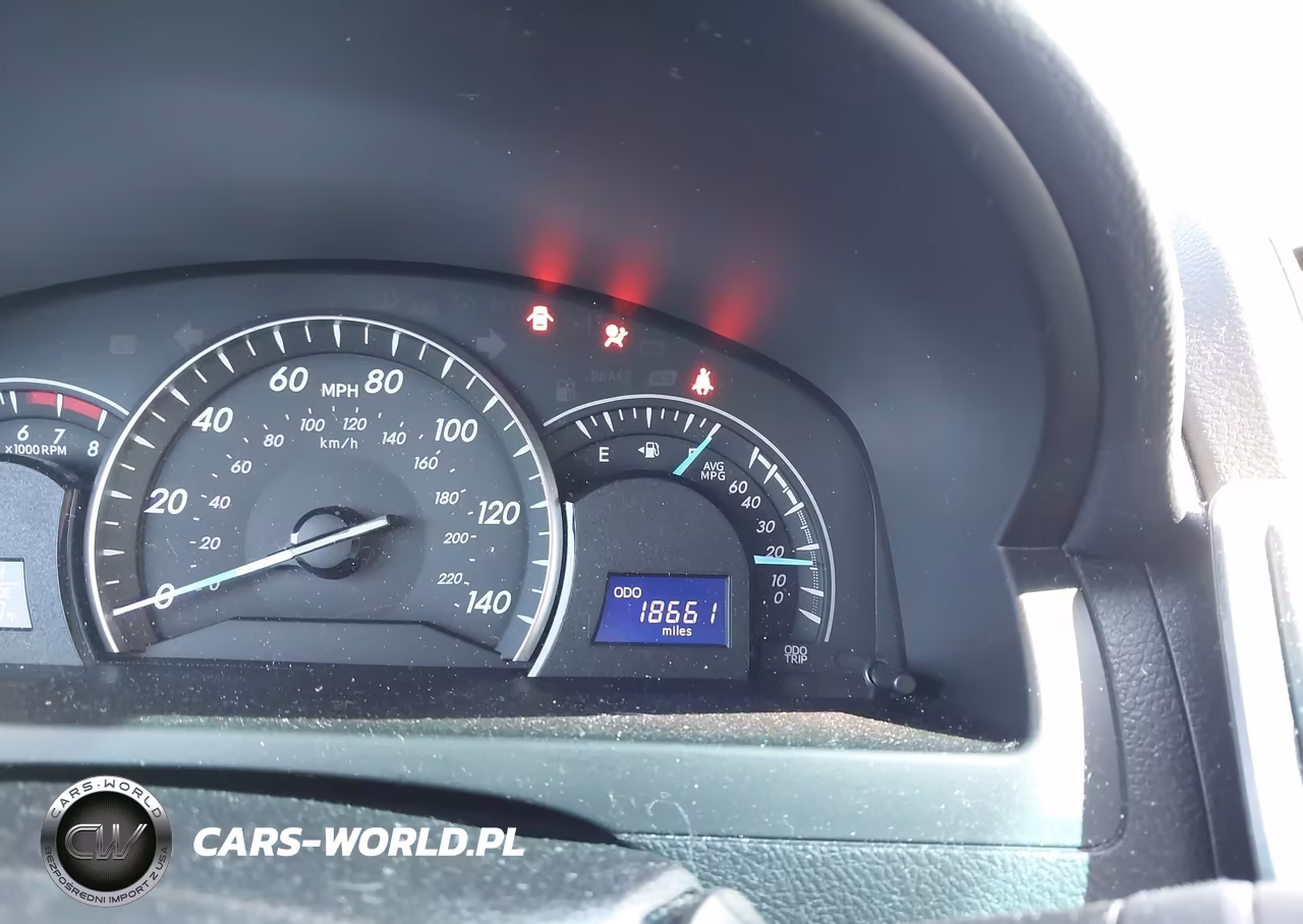 2015 Toyota Camry Le VIN:4T4BF1FK2FR508561 - 16