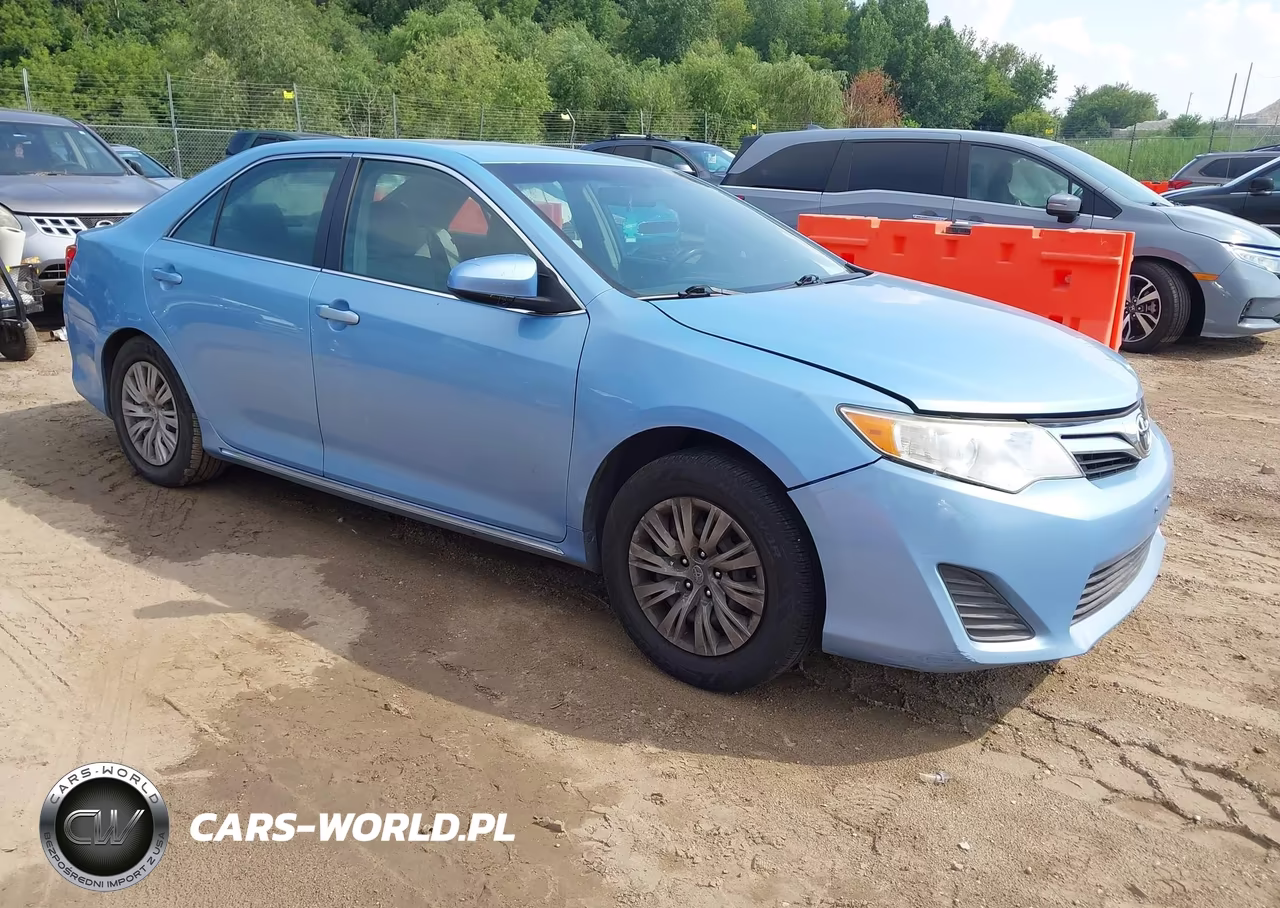 2012 Toyota Camry Le VIN:4T1BF1FK9CU557830 - 1