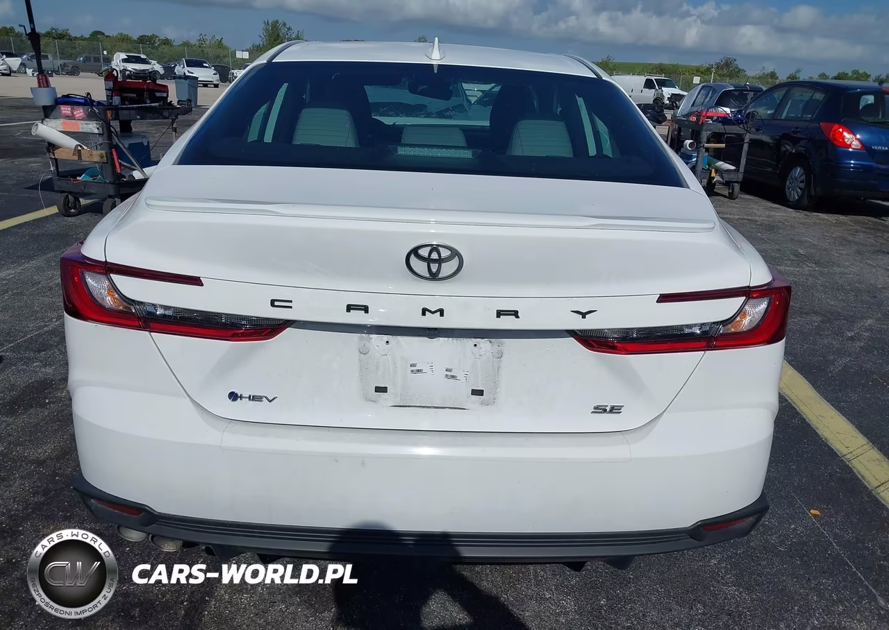 2025 Toyota Camry Se VIN:4T1DAACK1SU505912 - 17