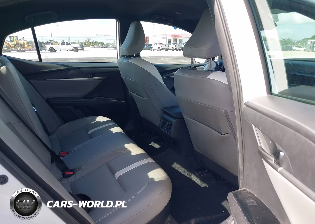 2025 Toyota Camry Se VIN:4T1DAACK1SU505912 - 8