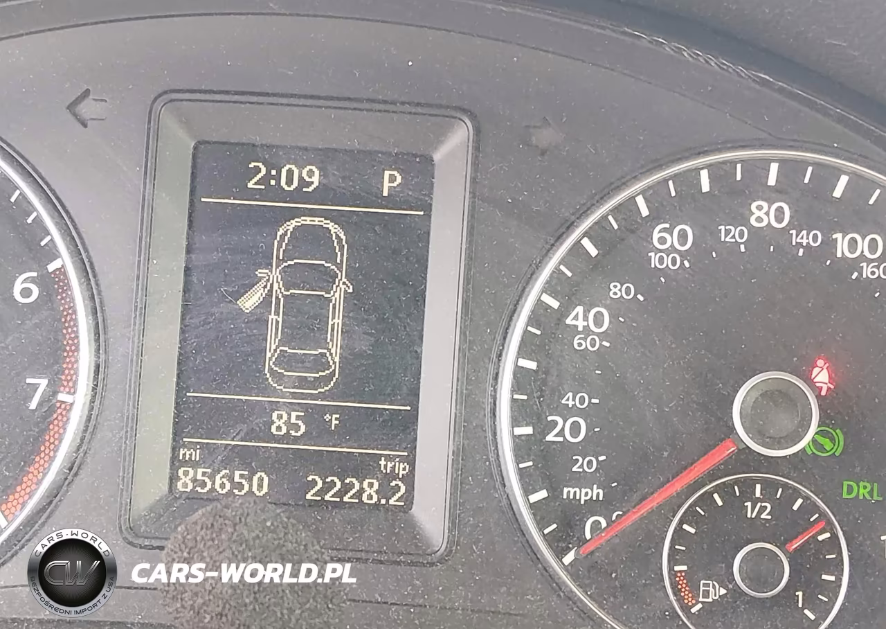2015 Volkswagen Eos Executive Edition VIN:WVWFW8AH6FV000768 - 15