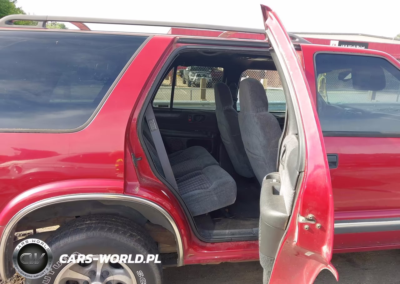 1998 Chevrolet Blazer Ls VIN:1GNCS13W6W2274269 - 8